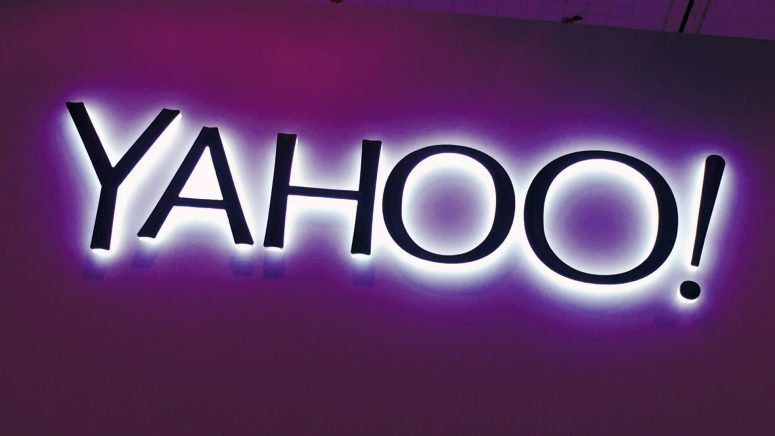Yahoo banner in purple