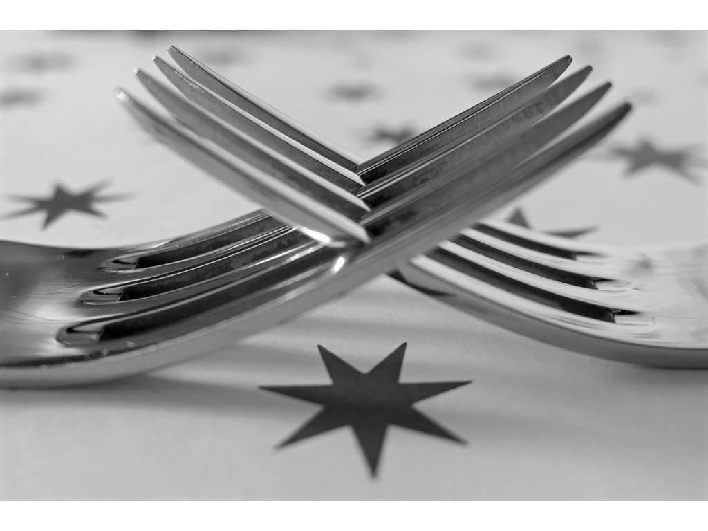 two forks into each other