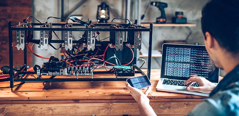 How Many Computers Do You Need To Mine Bitcoin : Do You Have What It Takes To Mine Bitcoin? - Bitcoin Pro : It's way too expensive if you want to do it right.