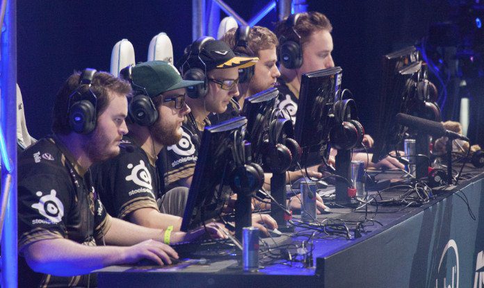 gaming team playing in championship