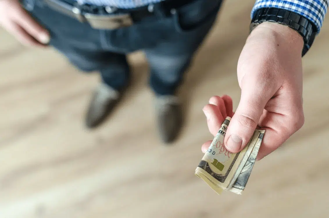 The Definitive Guide to High-Yield Savings Accounts