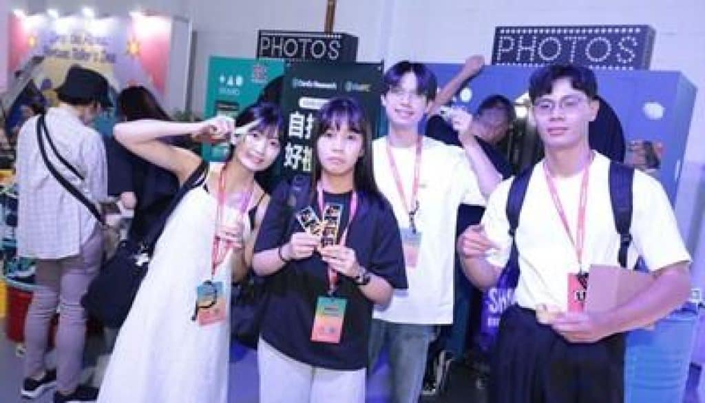 5 1760084705Y2xJ6znA30