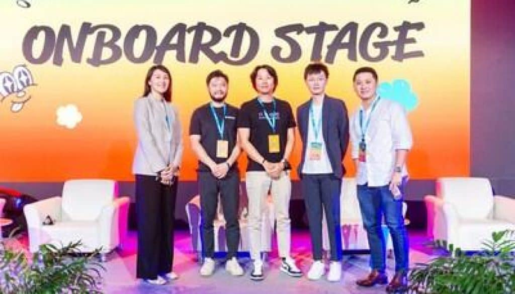 7 1760084706OwdW4YJRiY