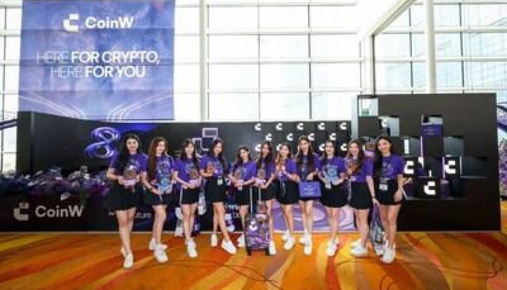 CoinW Showcases “Crypto Marathon Spirit” at TOKEN2049 Singapore, Marking 8 Years of Ecosystem Innovation | UseTheBitcoin