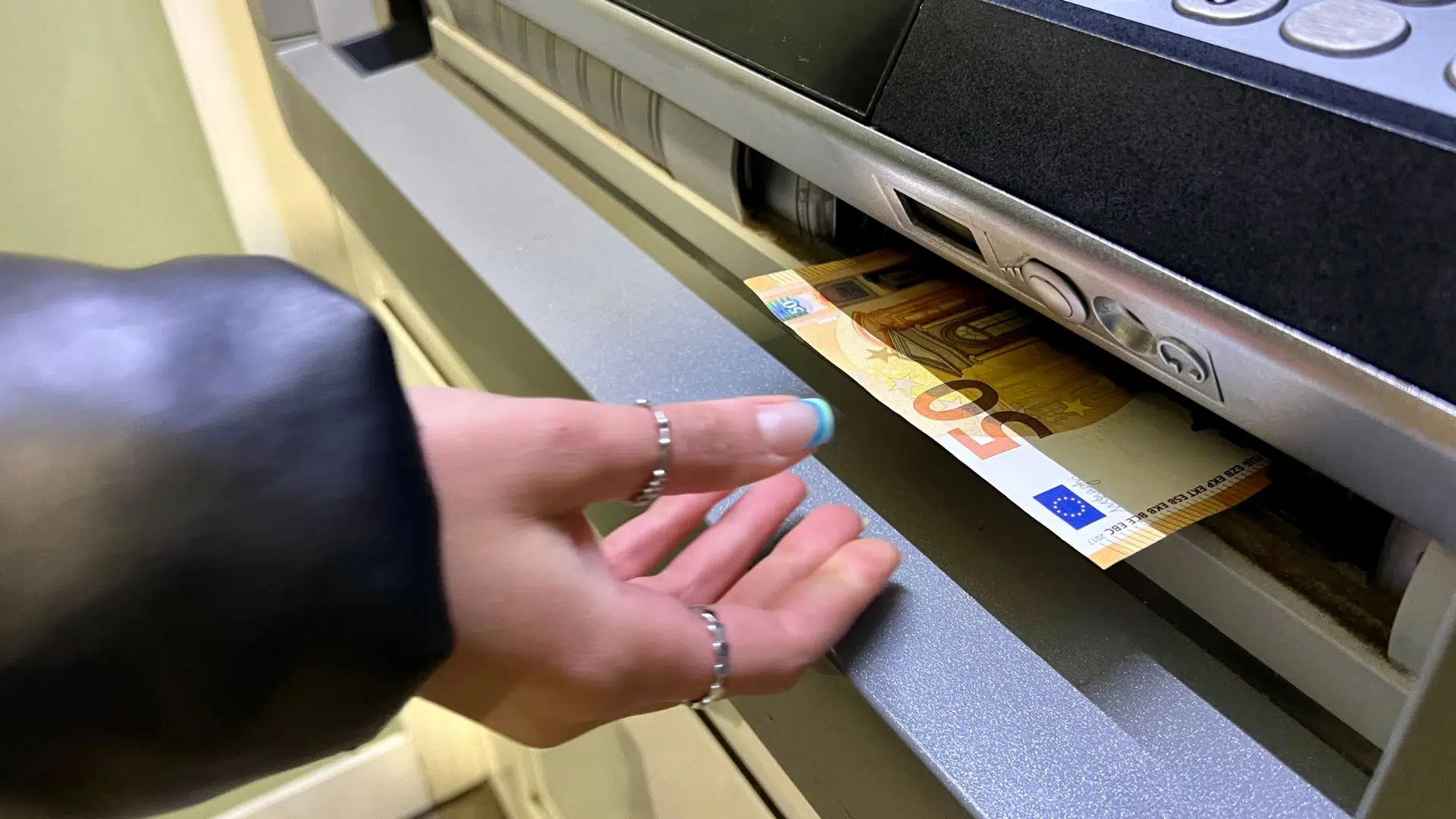 cash out crypto remittances into local currency