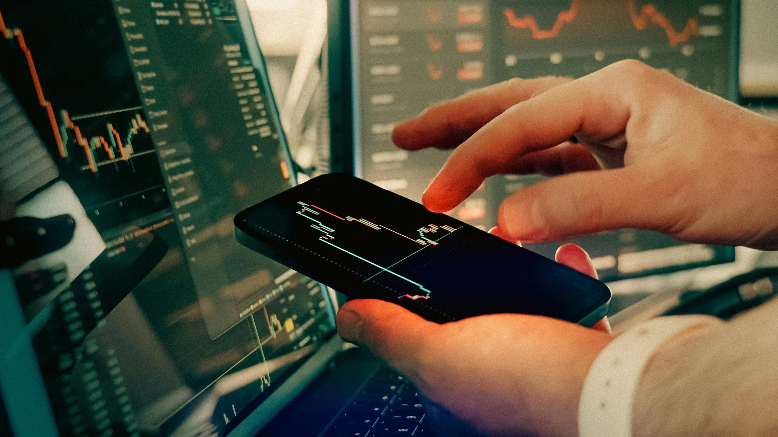 iShares Bitcoin ETF IBIT: Performance, Fees, and Who Should Buy
