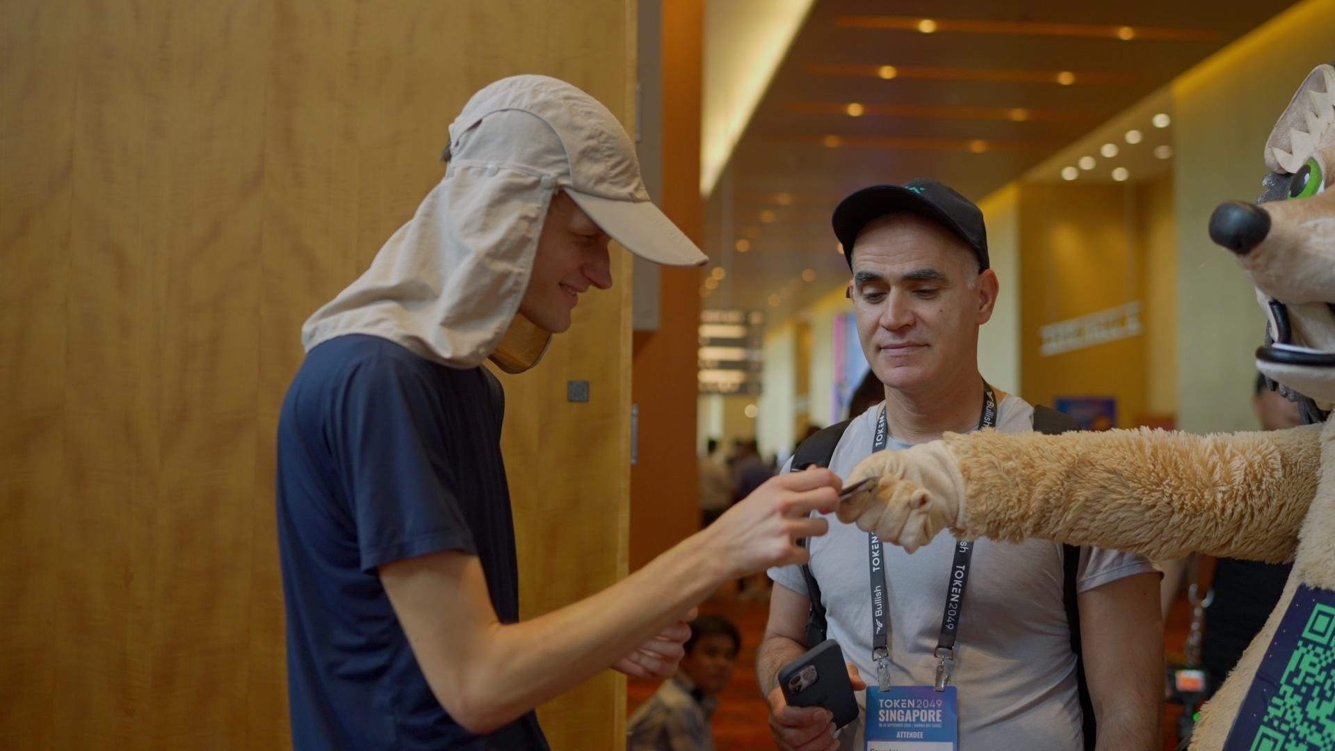 Vitalik Bowed to a Hedgehog. The Project Behind It Just Launched With 8,300 Day-One Users.