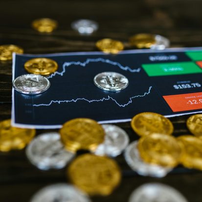 Is Crypto Trading Legal? Facts and Risk Analysis